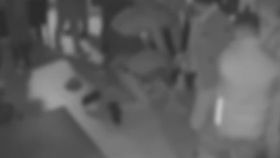 VIDEO Scandal de proporții într-un bar din Maramureș. Localul s-a transformat într-un ring de box